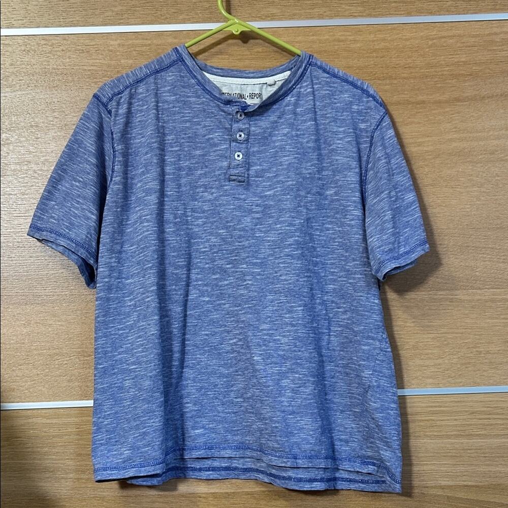 International Report Men Sz XL Casual Blue Short Sleeve Henley